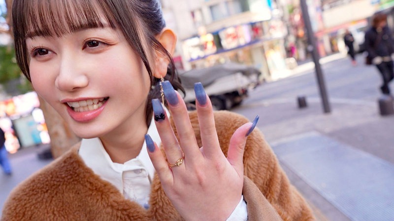 静香 1枚目
