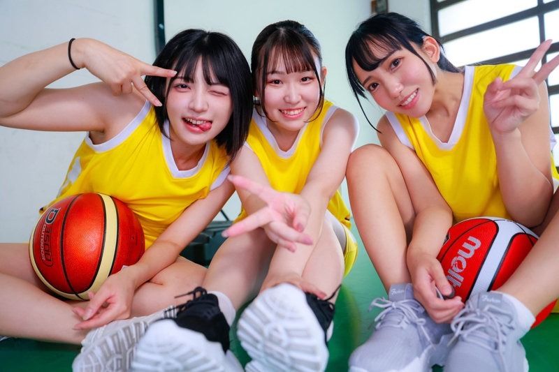 ゆみ＆おと＆まこ 2枚目