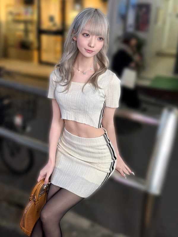 M 1枚目