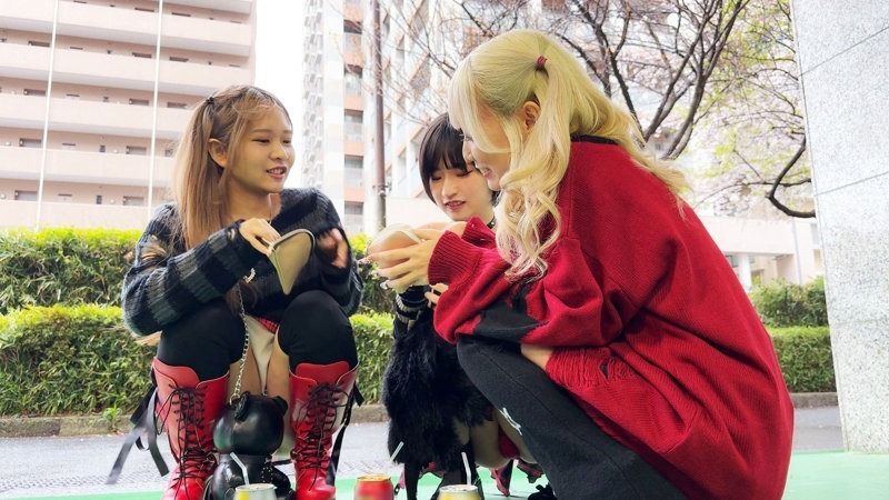 ミナ＆ラン＆リカ 2枚目